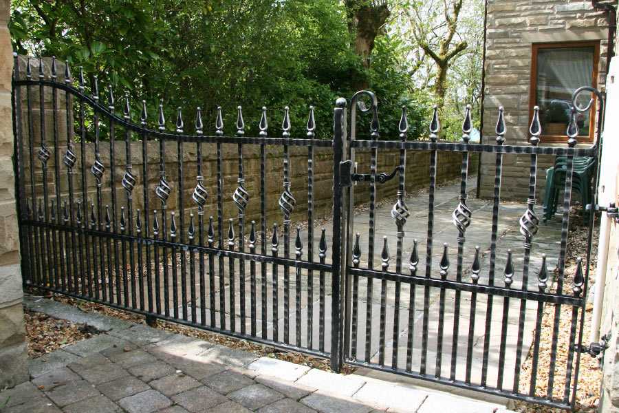 high quality wrought iron gate design for sale