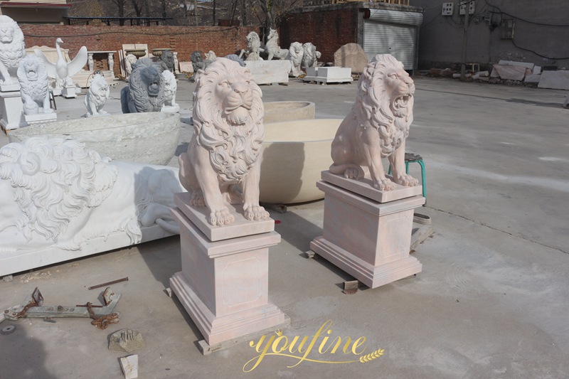 Outdoor Hand Carved Life Size Lion Statue for Sale 8