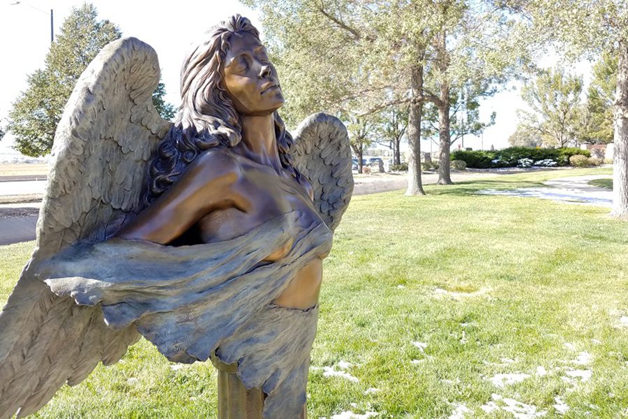 angel bronze statue