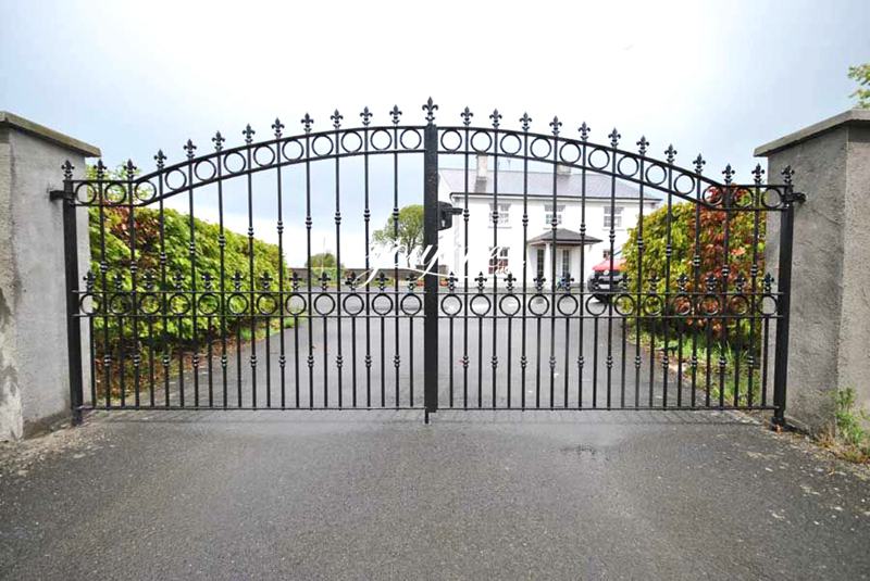 simple metal gates-YouFine Sculpture