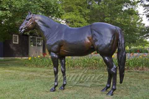 Ornamental bronze horse statue