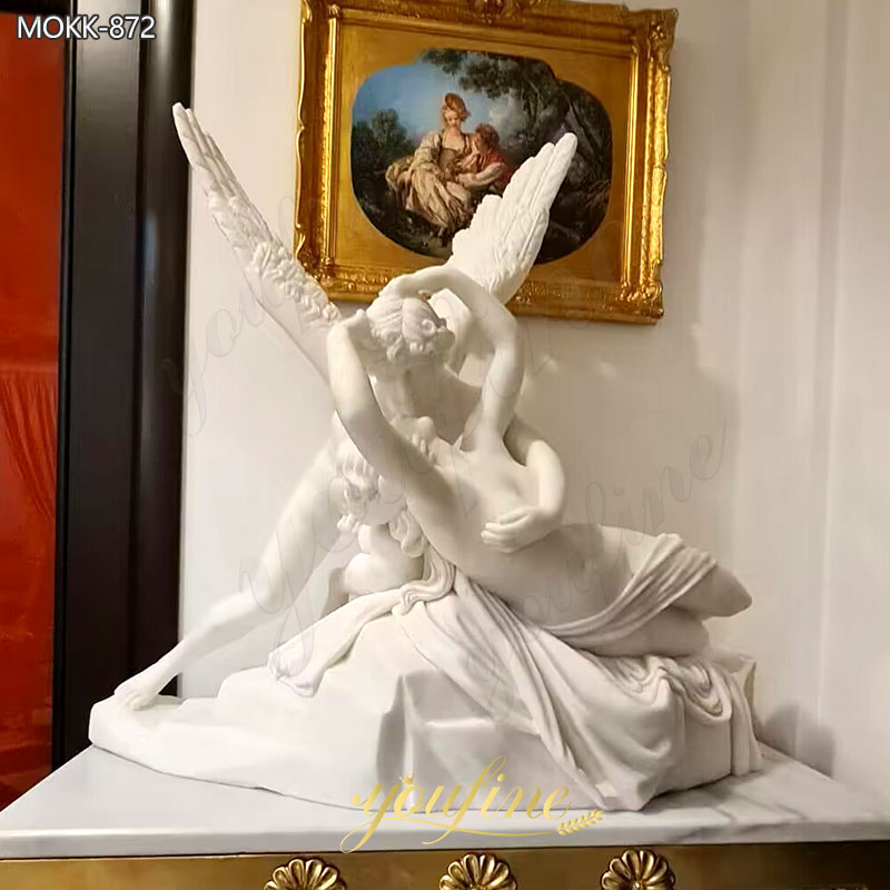 cupid's kiss statue