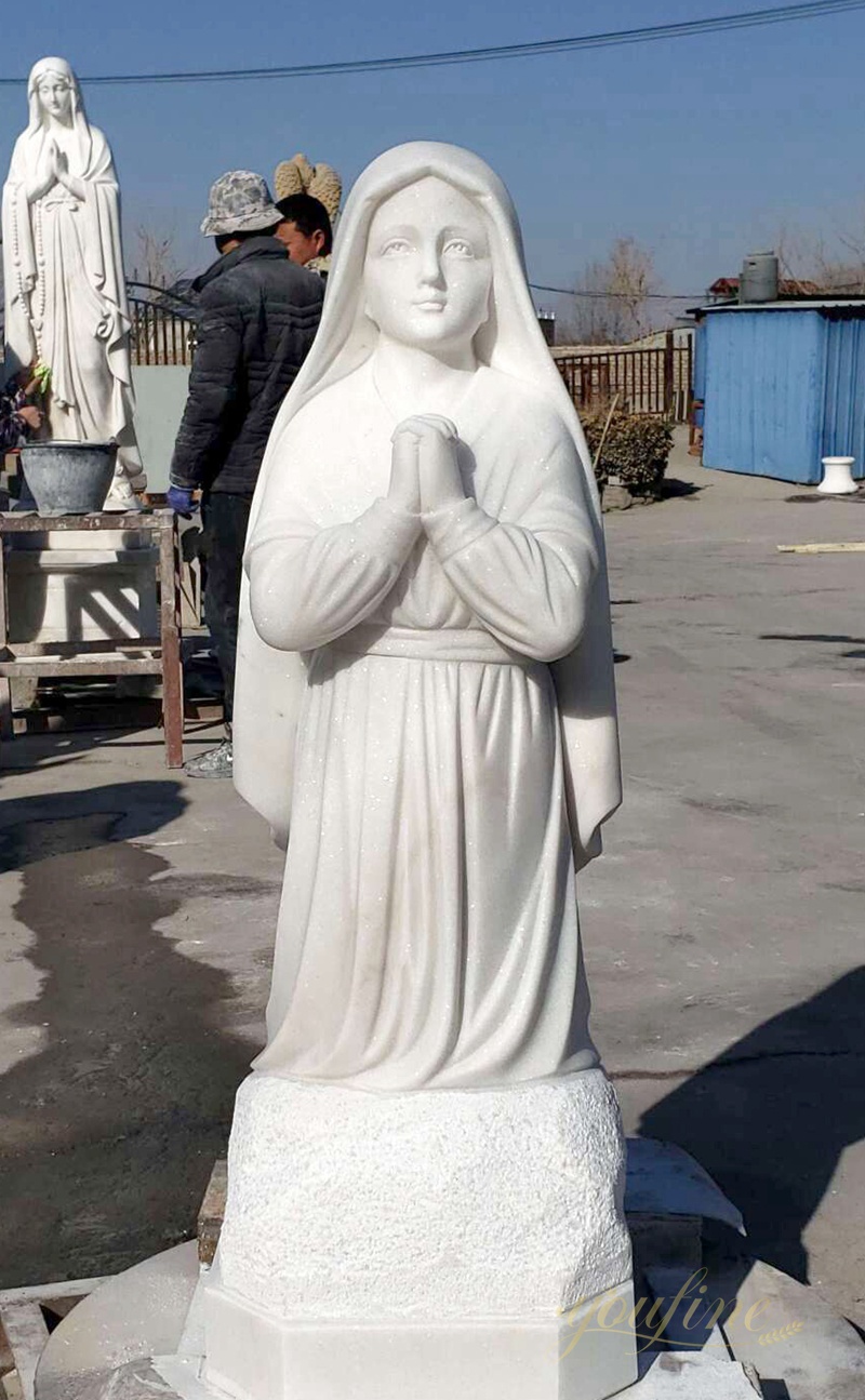 Life-size-famous-religious-statue-Catholic-statue-saint-bernadette-of-lourdes-design-for-church-for-sale-1