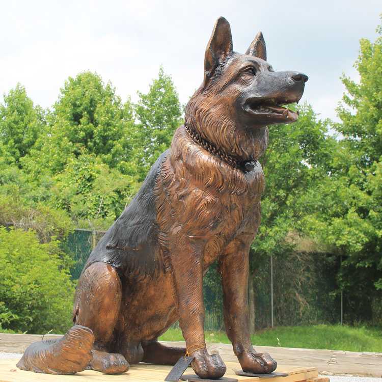 Life Size Antique Hound Dog Statue Lawn Ornamental for Memory for Sale