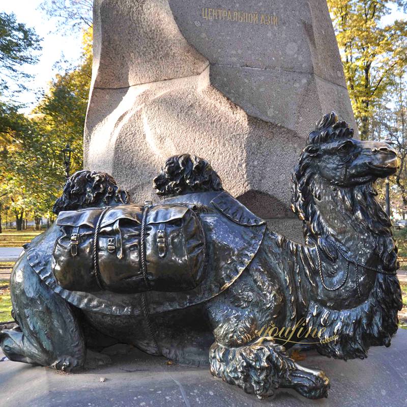 Siting Bronze large camel statue