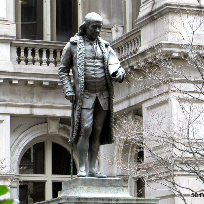 benjamin franklin statue