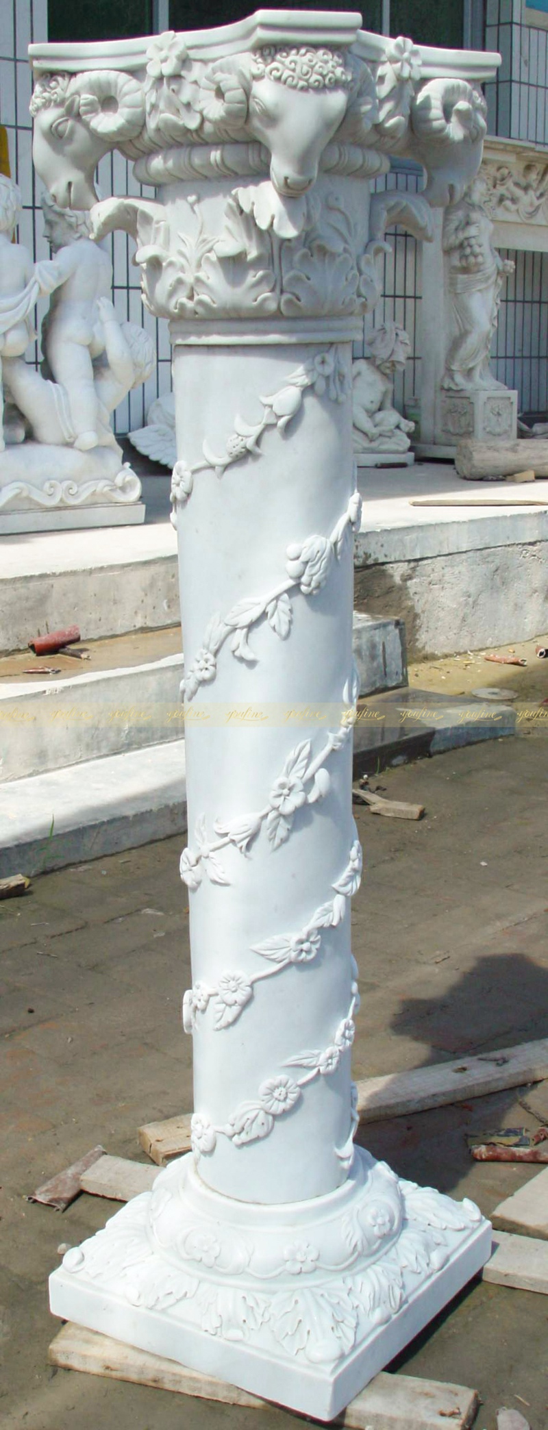 Marble Marble Pillar with Floral Design