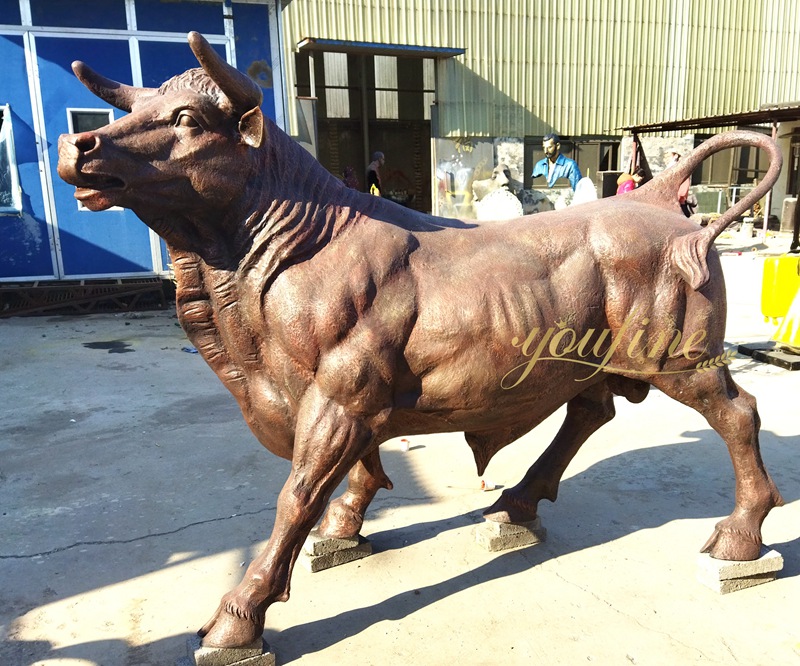 Life Size Outdoor Bull Statue