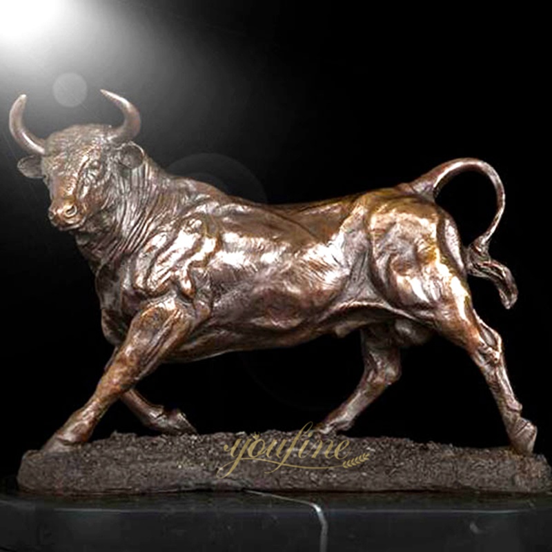 Life Size Outdoor Bull sculpture