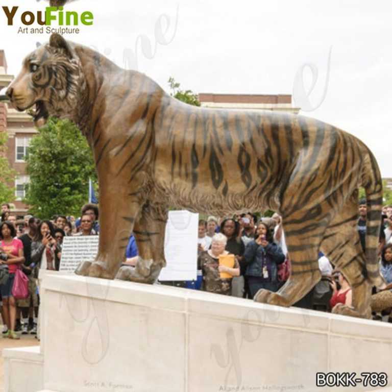 tiger garden statue