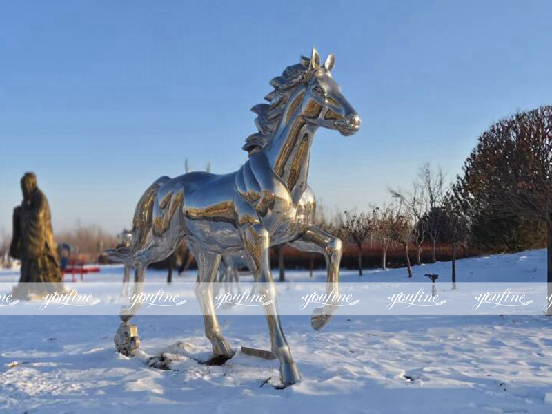 mirror polished stainless steel horse sculpure