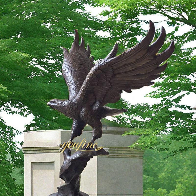 Black Eagle Sculpture Standing on A Tree Stump BOKK-465