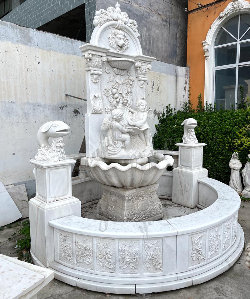 wall fountain