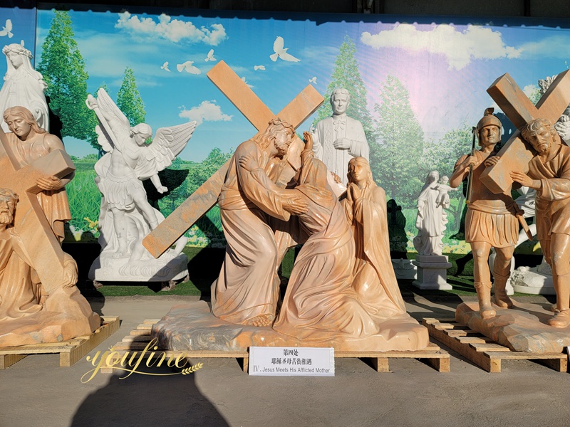 Jesus Meets His Mother sculpture