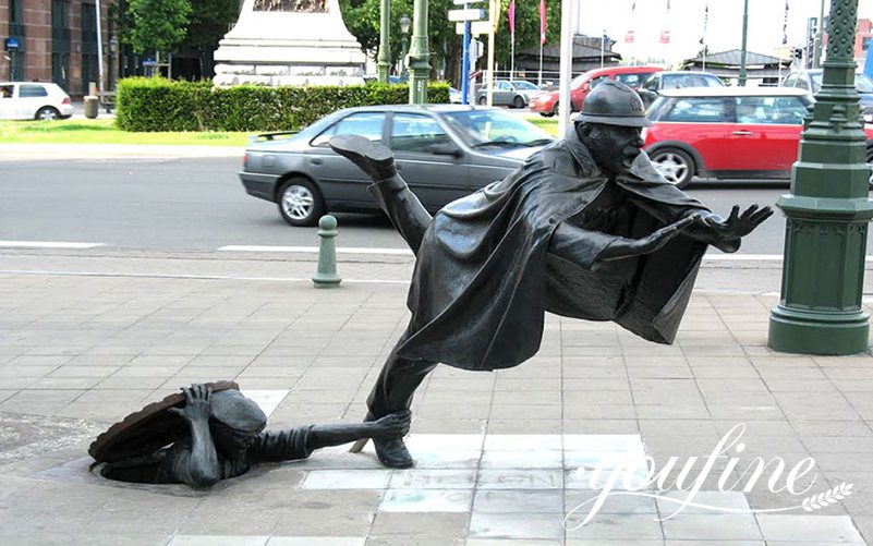 Life Size Bronze Vaartkapoen Statue Decorative Street Sculpture
