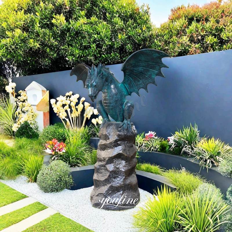 dragon fountain statue