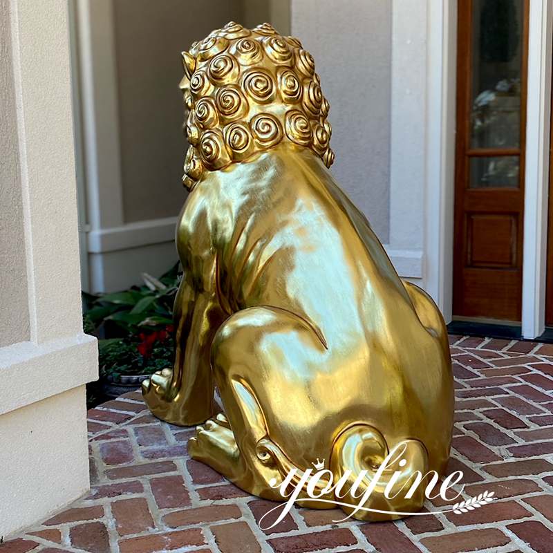 Gold Lion Statue Description: