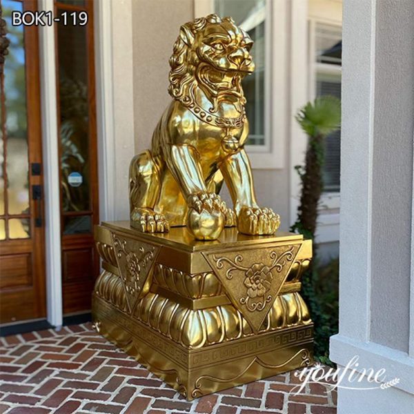 Gold Lion Statue Description