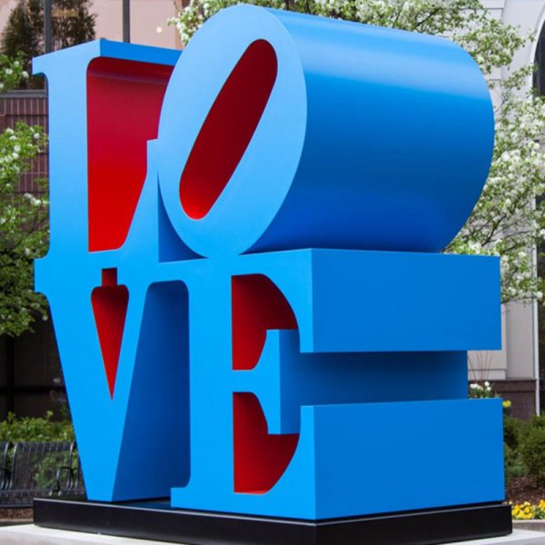 famous blue color love sculptures