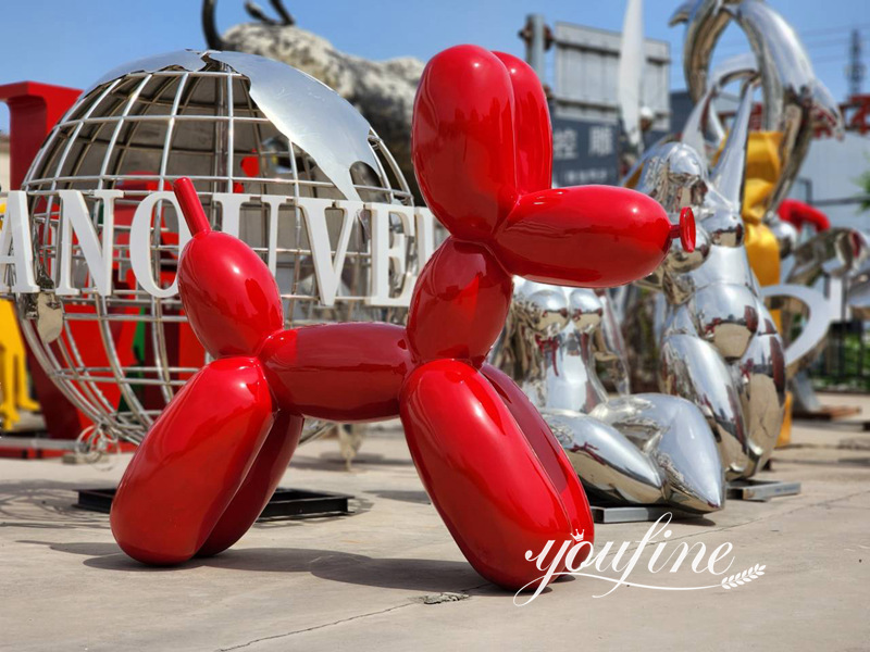 large balloon dog garden sculpture