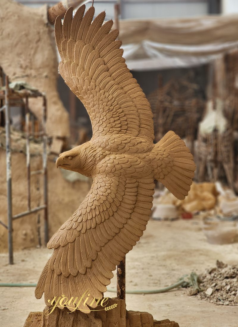 Flying Eagle Statue clay model