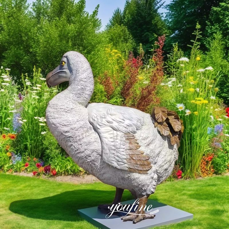 cute dodos sculpture