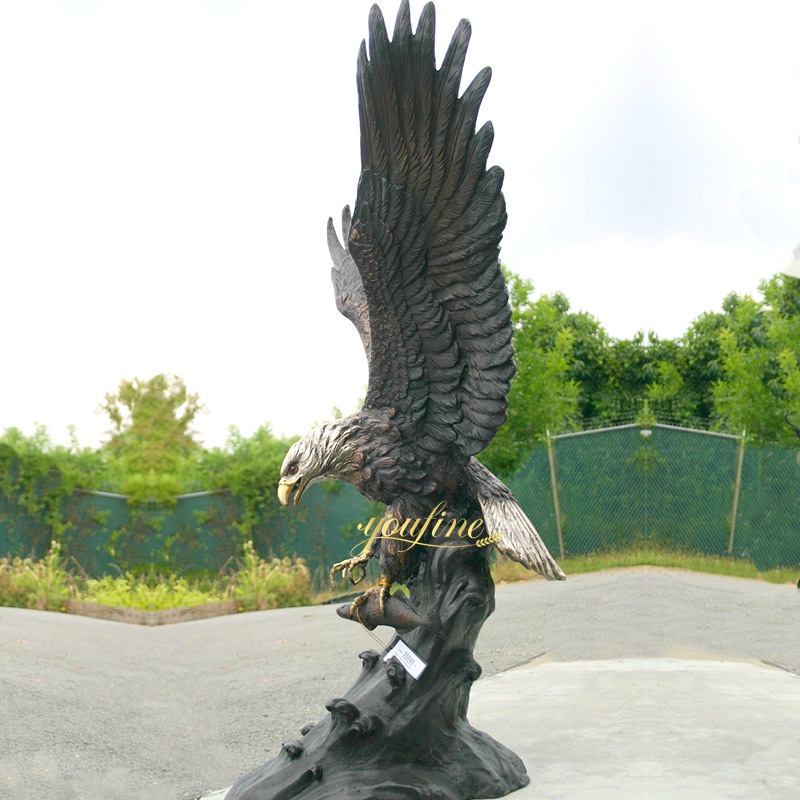 Life Size Bald Eagle Statue art