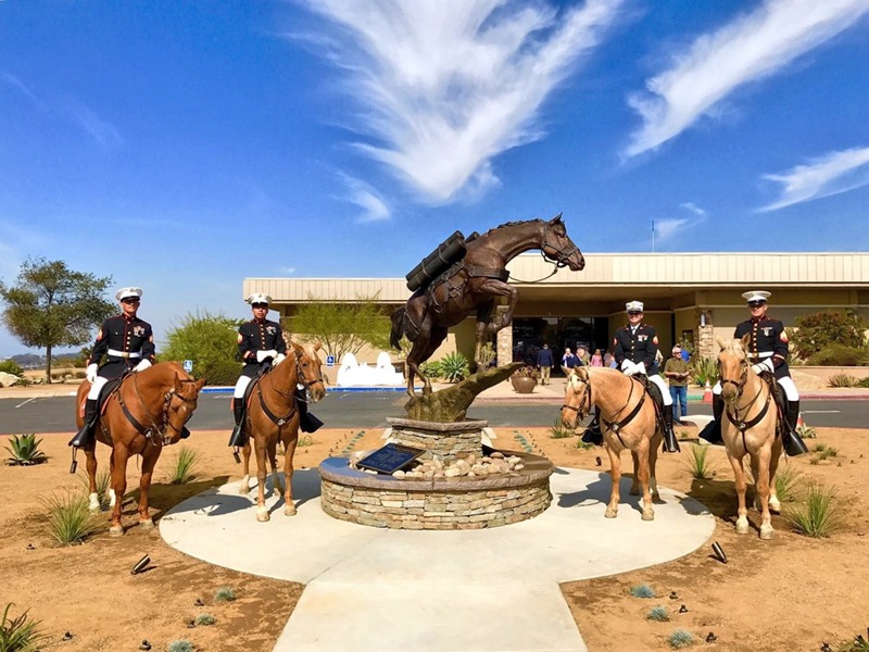 25.Sergeant Reckless statue