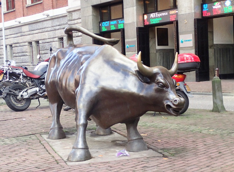 Comprehensive Guide to Bronze the Bull in Wall Street Around the World ...