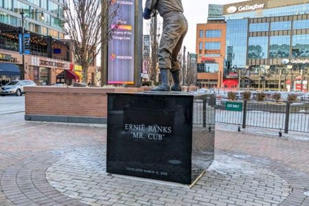 Ernie Banks Statue  Ernie banks, Cubs, Character