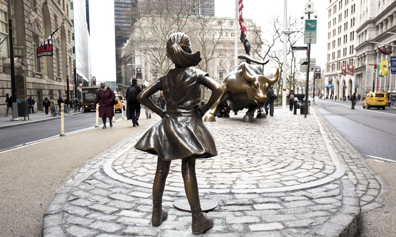 Fearless Girl and Wall Street Bronze Bull Statue