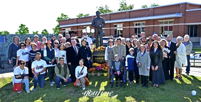 Unveiling Ceremony of General Bronze Sculpture