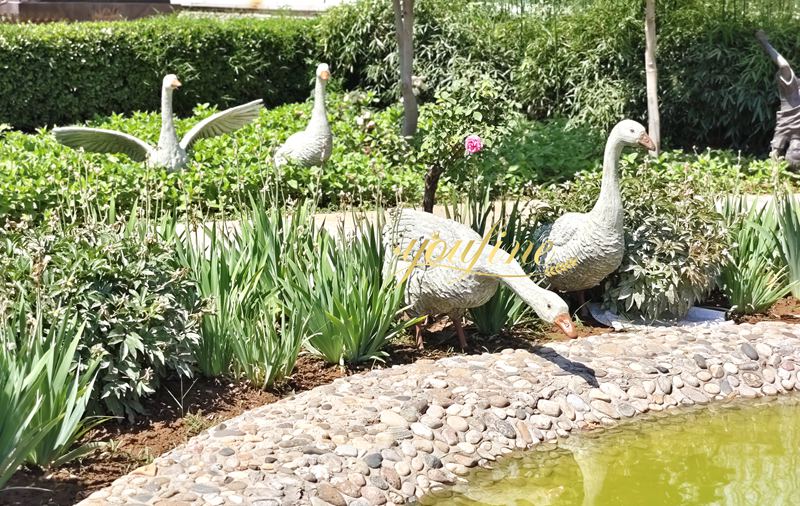 Geese statue