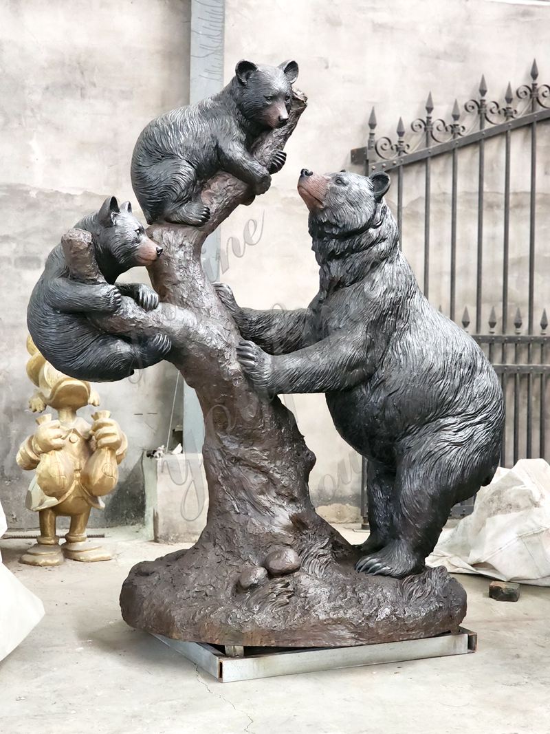 Bronze Bears statue