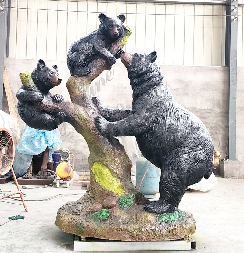 Bronze cantabrian brown bears statue