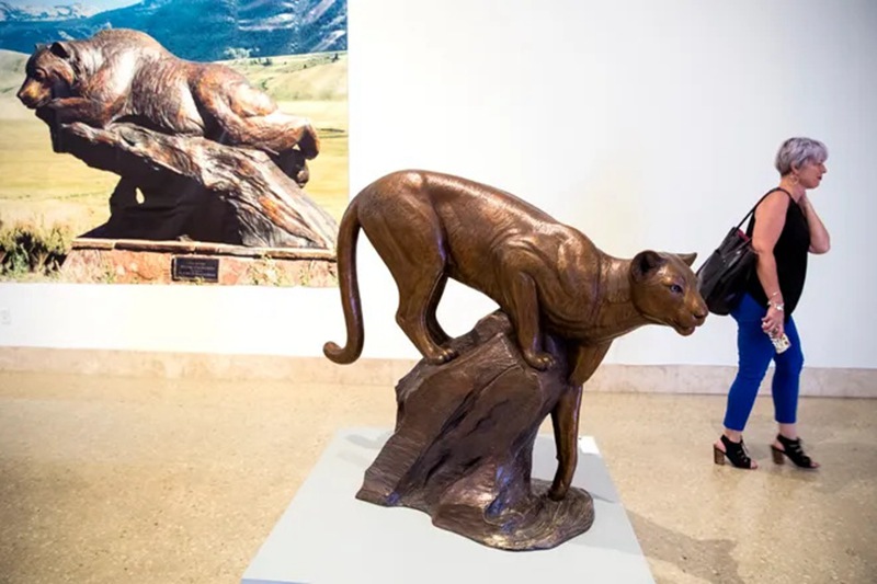 bronze mountain lion statue art