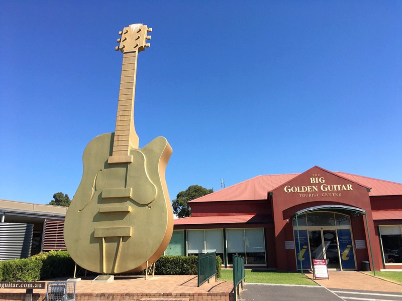 big guitar Sculpture art