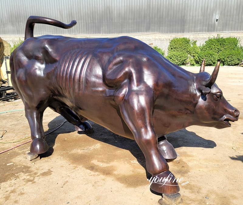 bronze bull statue chicago