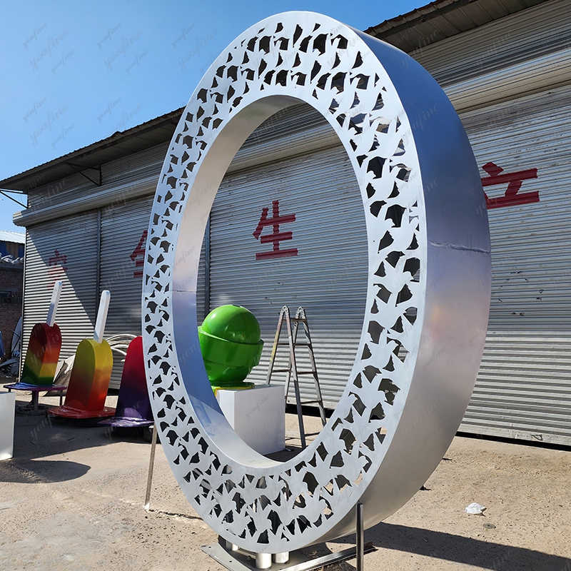 the large public art sculpture made of youfine factory