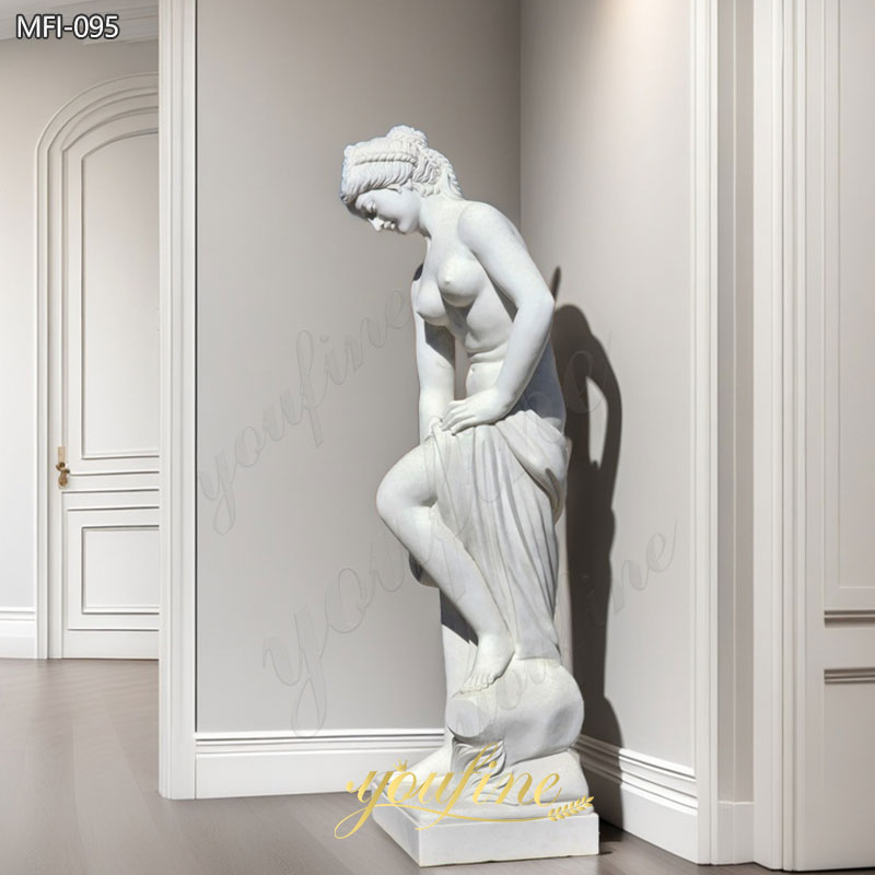 Marble Bathing Venus Statue MFI-095